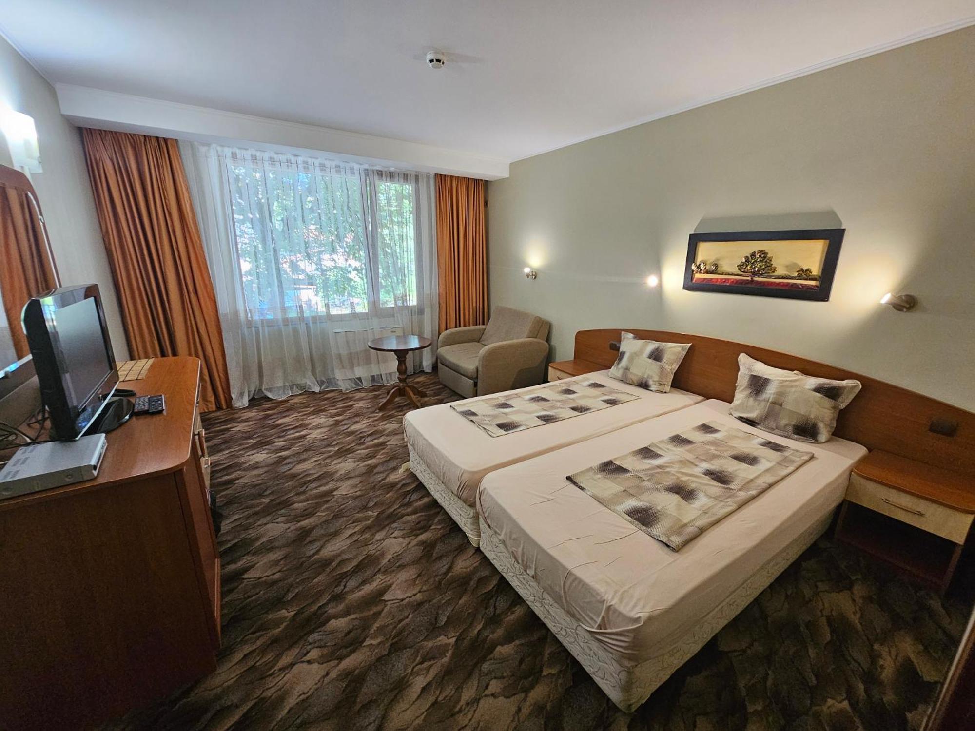 Family Hotel Jeri Welingrad Zewnętrze zdjęcie