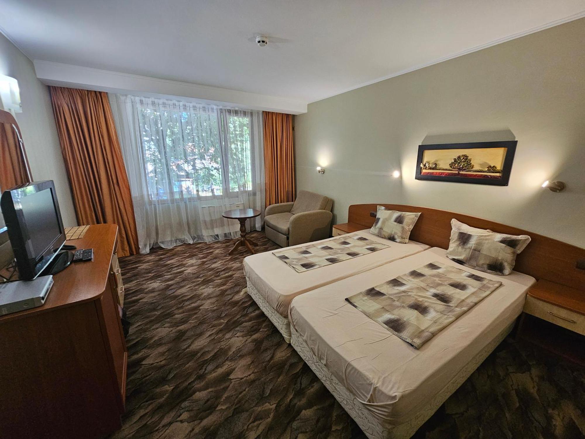 Family Hotel Jeri Welingrad Zewnętrze zdjęcie